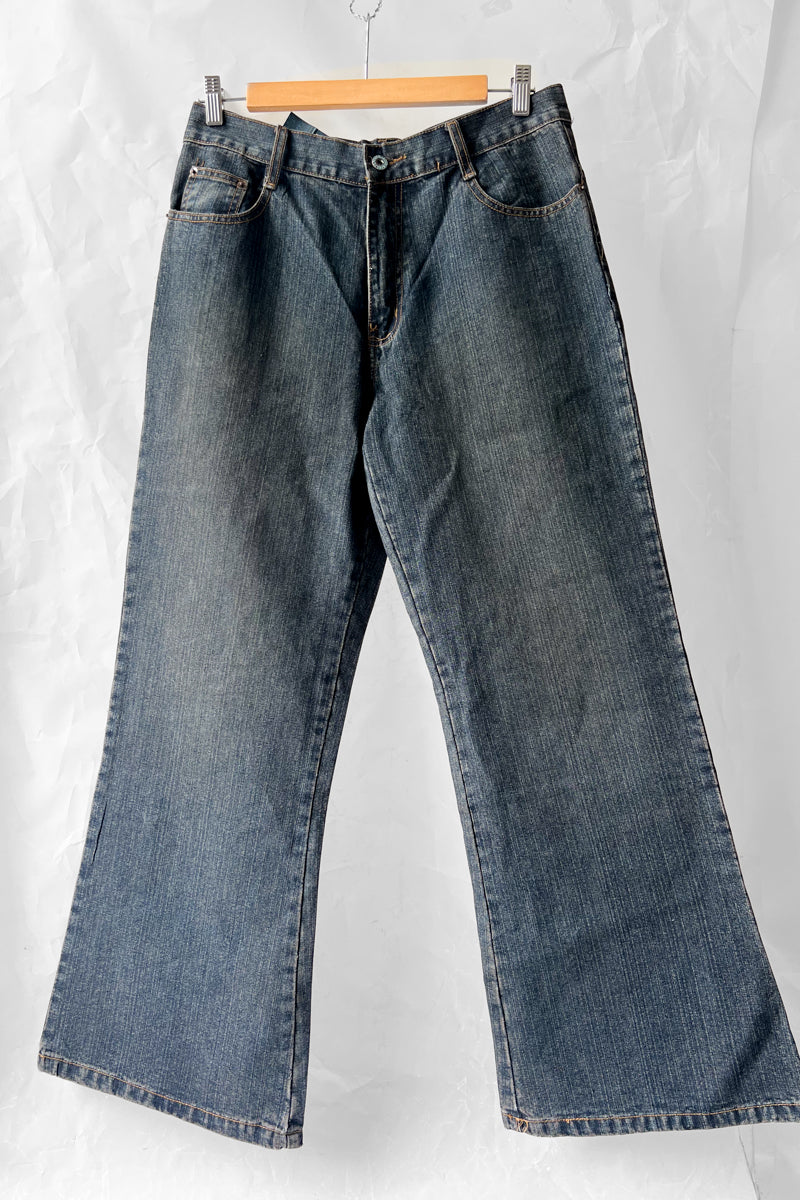 Vintage Deadstock Jeans; Grain + Straight (32-40")