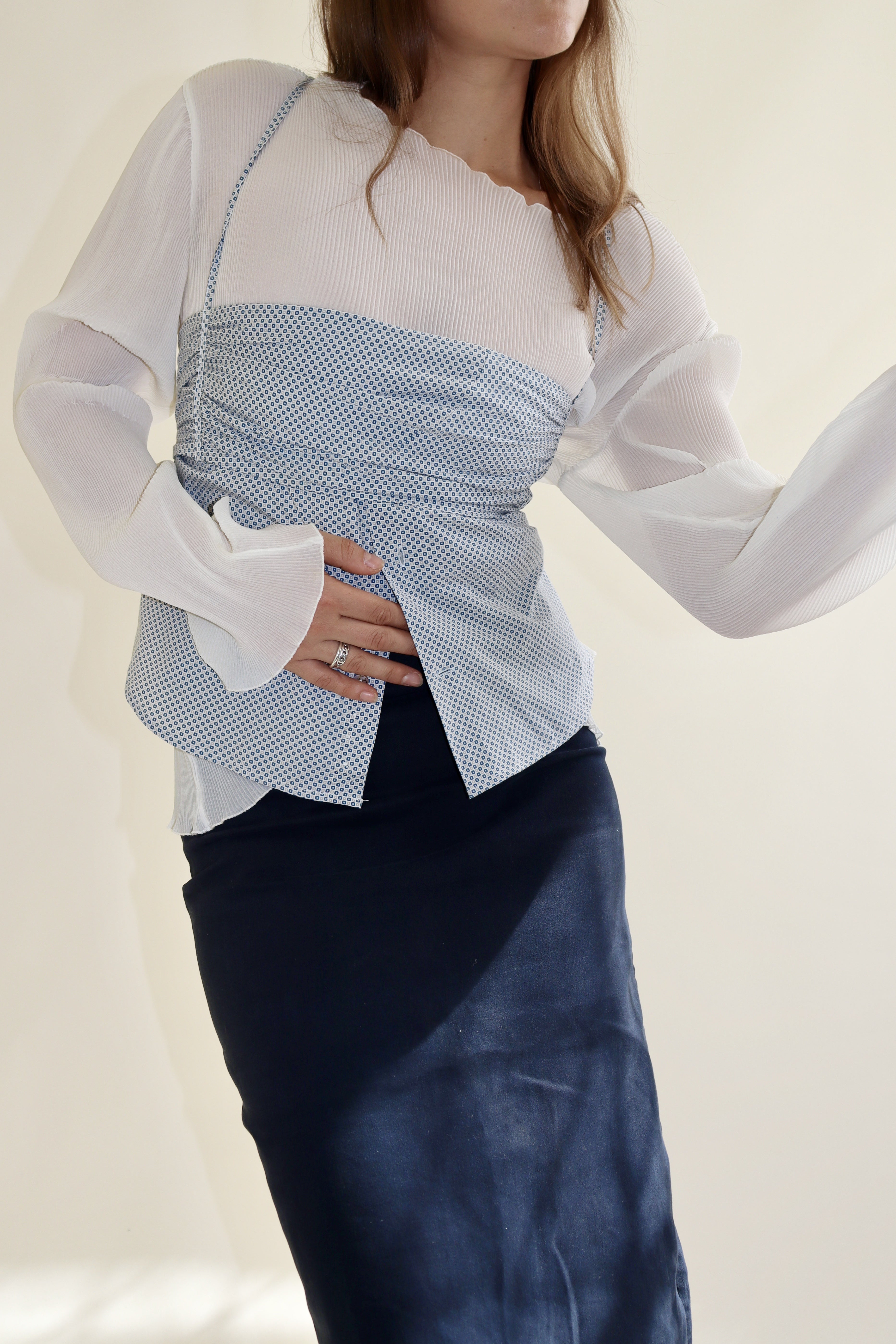 Tobi Top - Blue White Pattern (S)