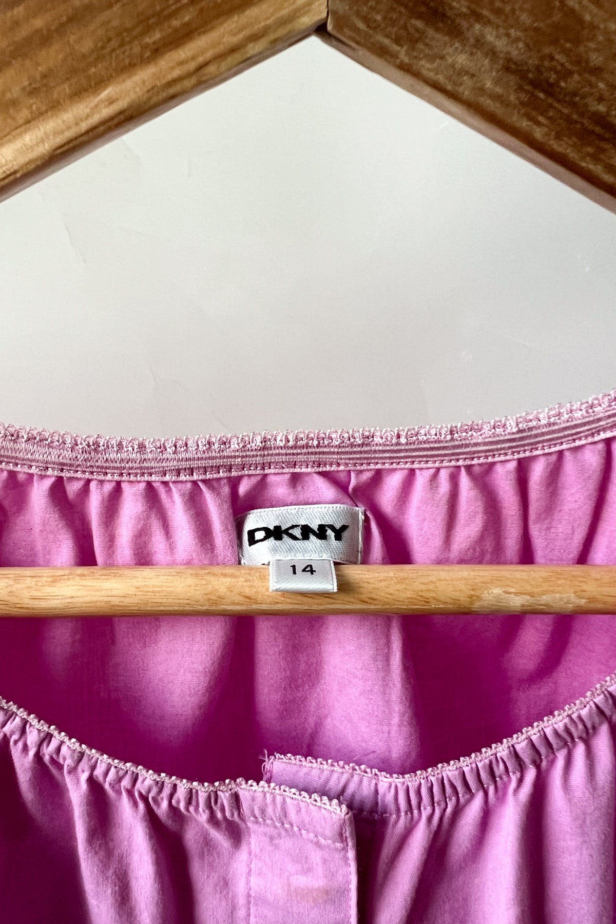 DKNY Fuchsia Maiden Tee (S-M)