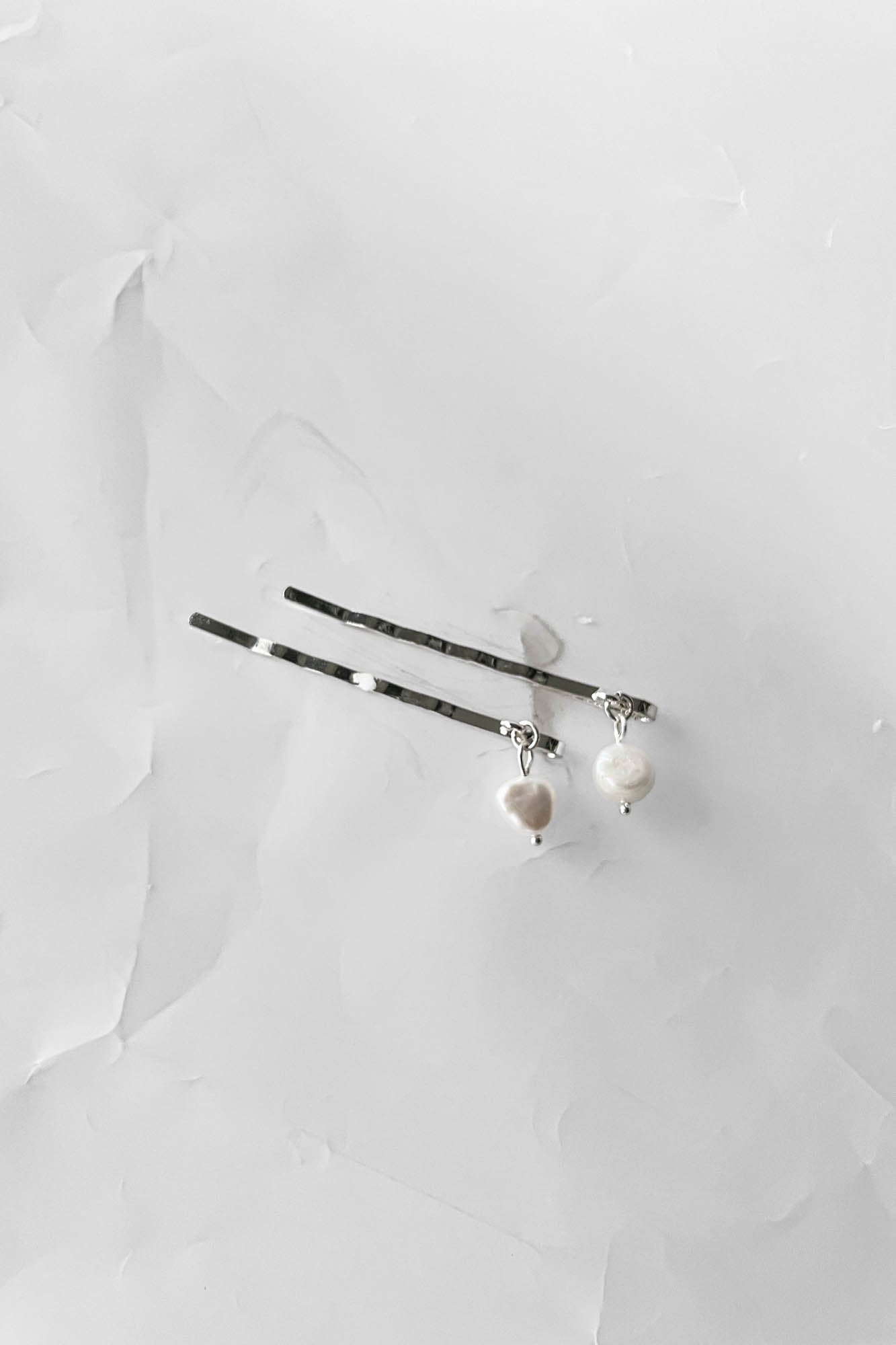 Pearl Bobby Pin - Set of 2