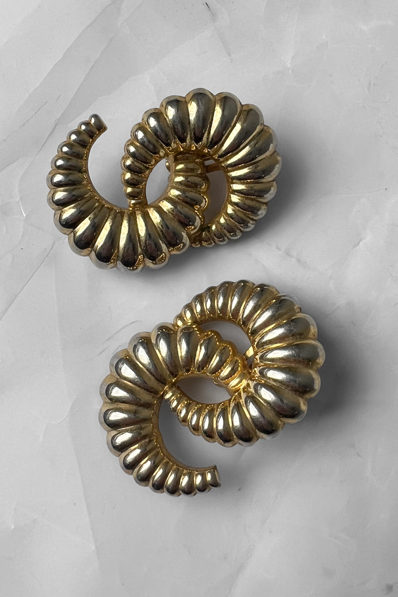 Vintage Clip On Earrings